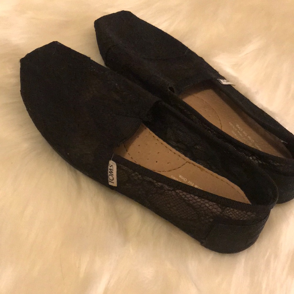 Toms